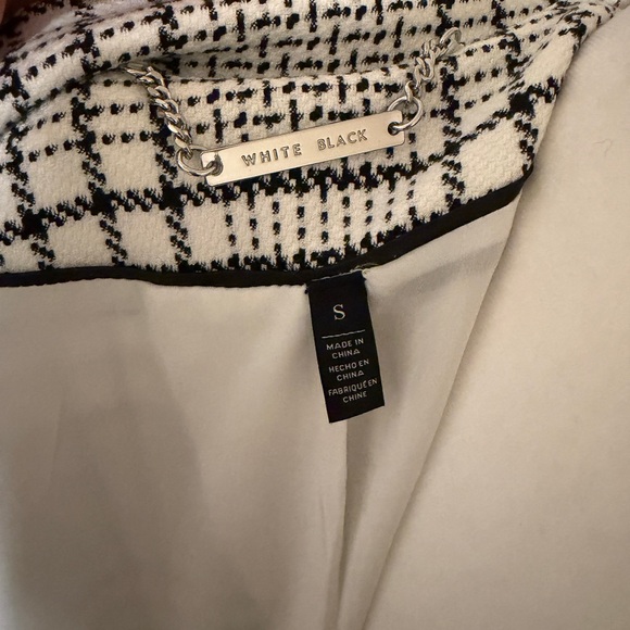 White House Black Market Black and White Checkered Blazer - Picture 6 of 8